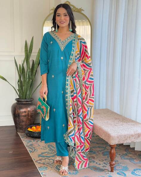 Women Teal Blue Embroidered Kurta Set with Printed Dupatta