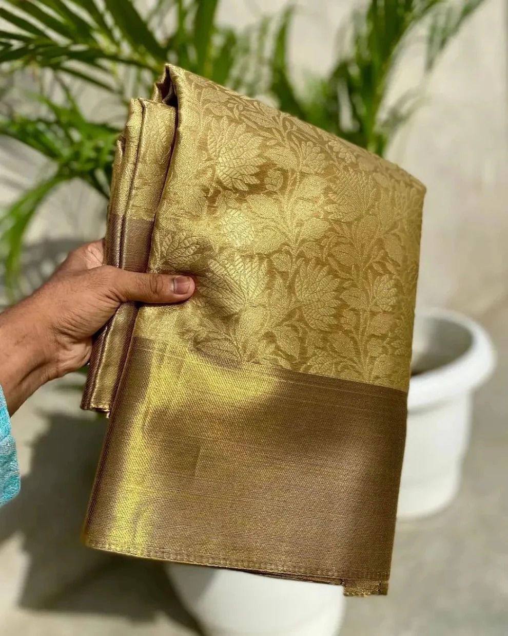 Sunehri banarasi silk saree rich zari weaving traditional elegance