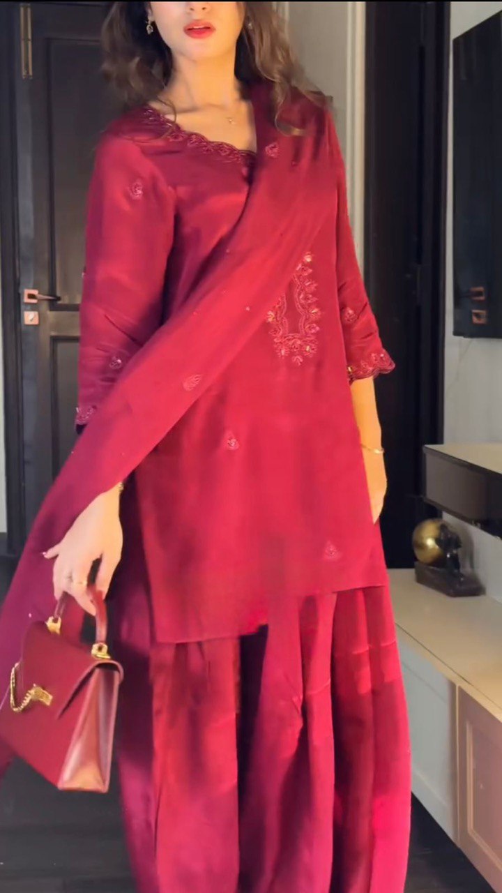 Pink Chinon Silk Thread & Sequin Embroidered Salwar Suit Set with Dupatta
