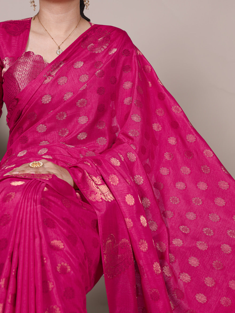 Pink roop silk saree with zari weaving unstitched lace blouse