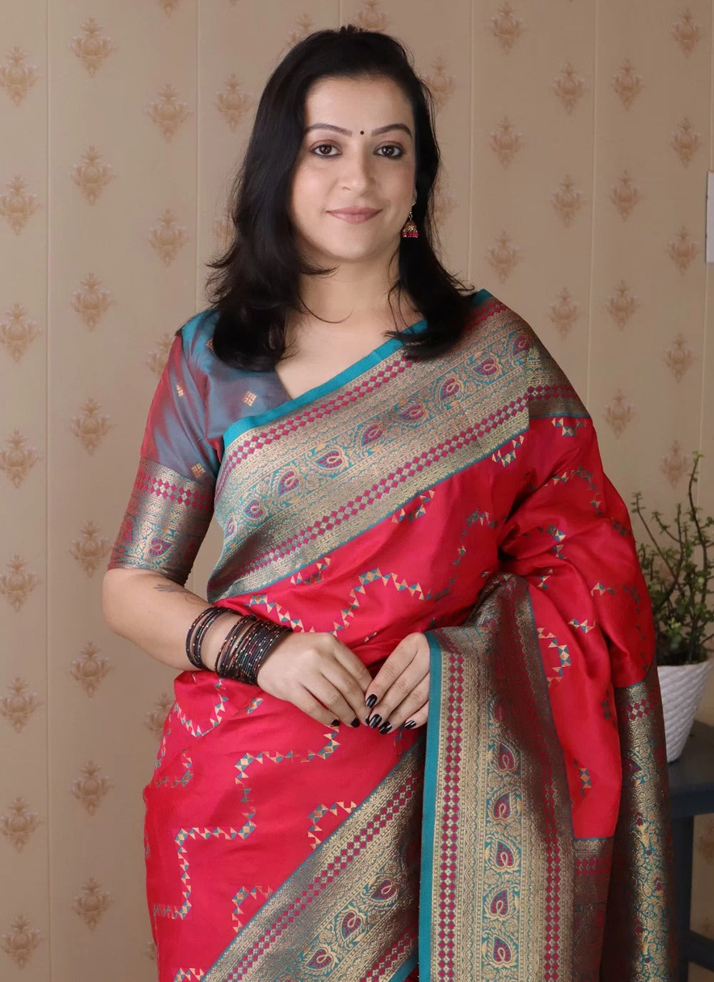 Designer pink banarasi soft silk saree with gold zari weaving