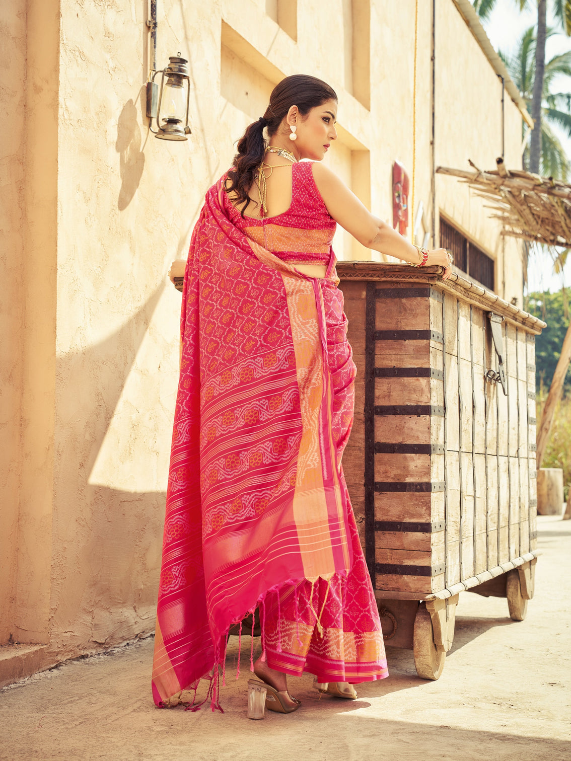 Pink Elegant Cotton Blend Saree Daily Wear