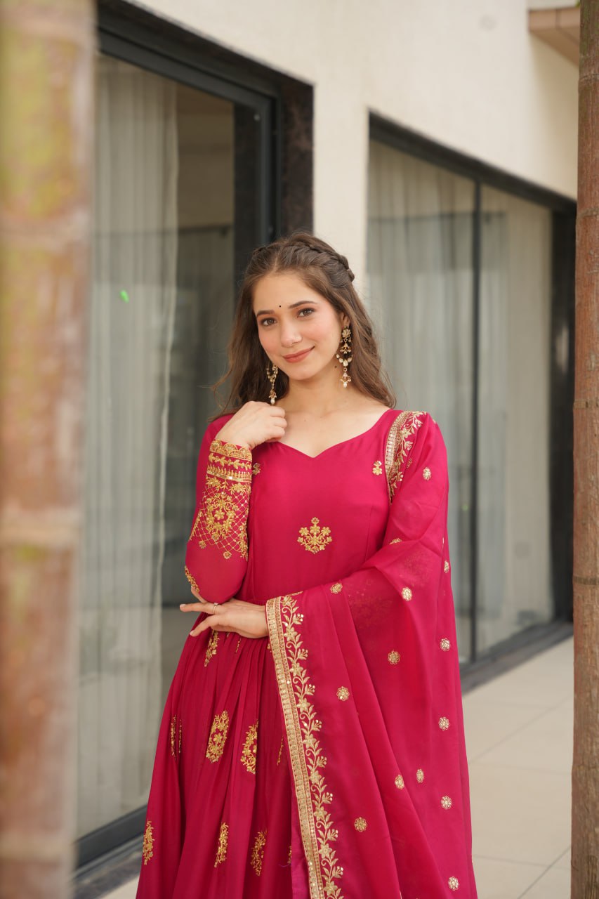 Pink Elegant Embroidered Star Georgette Gown with Dupatta – Full Sleeve, Pan Neck, Zari & Sequin Work