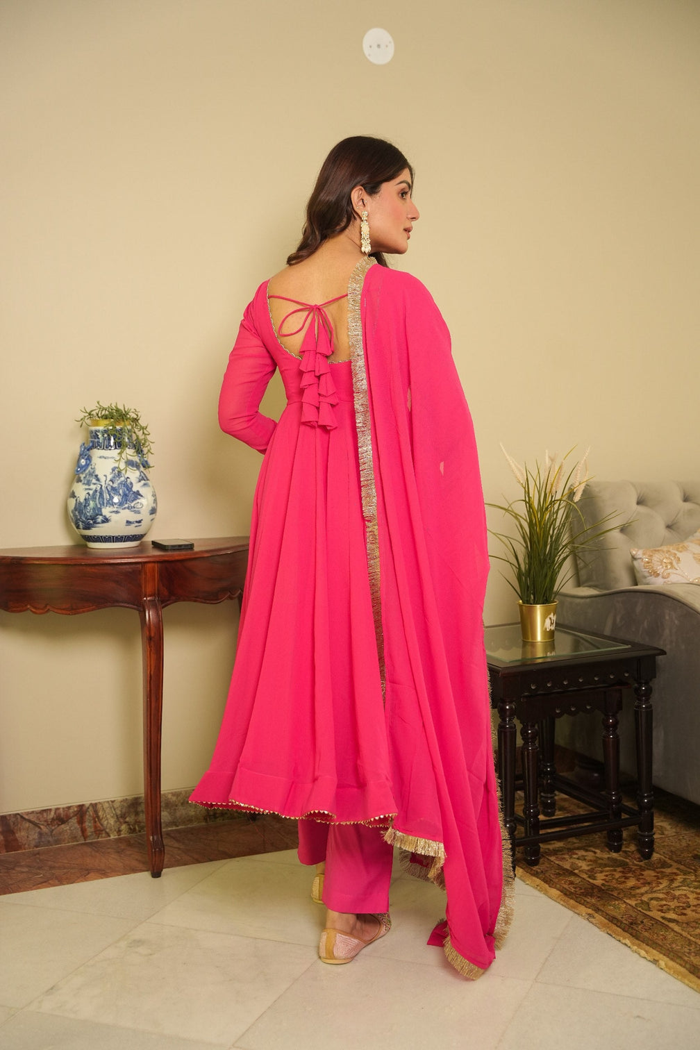 Pink Elegant Georgette Printed Suit Set with Tassel Dupatta – Flowy & Chic