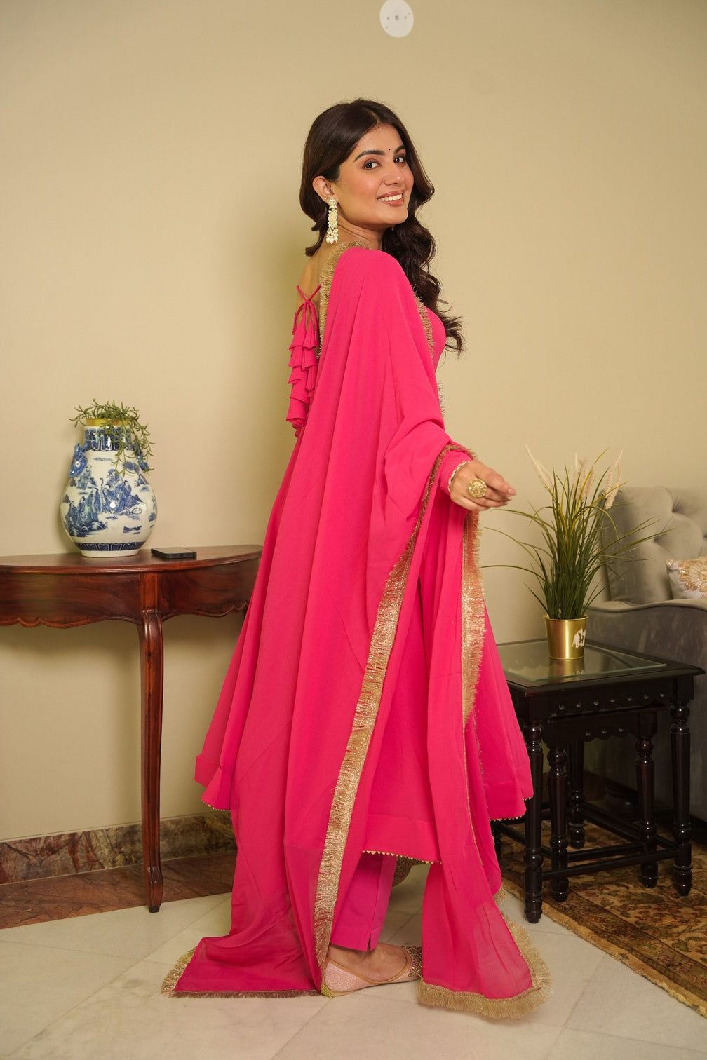 Pink Elegant Georgette Printed Suit Set with Tassel Dupatta – Flowy & Chic