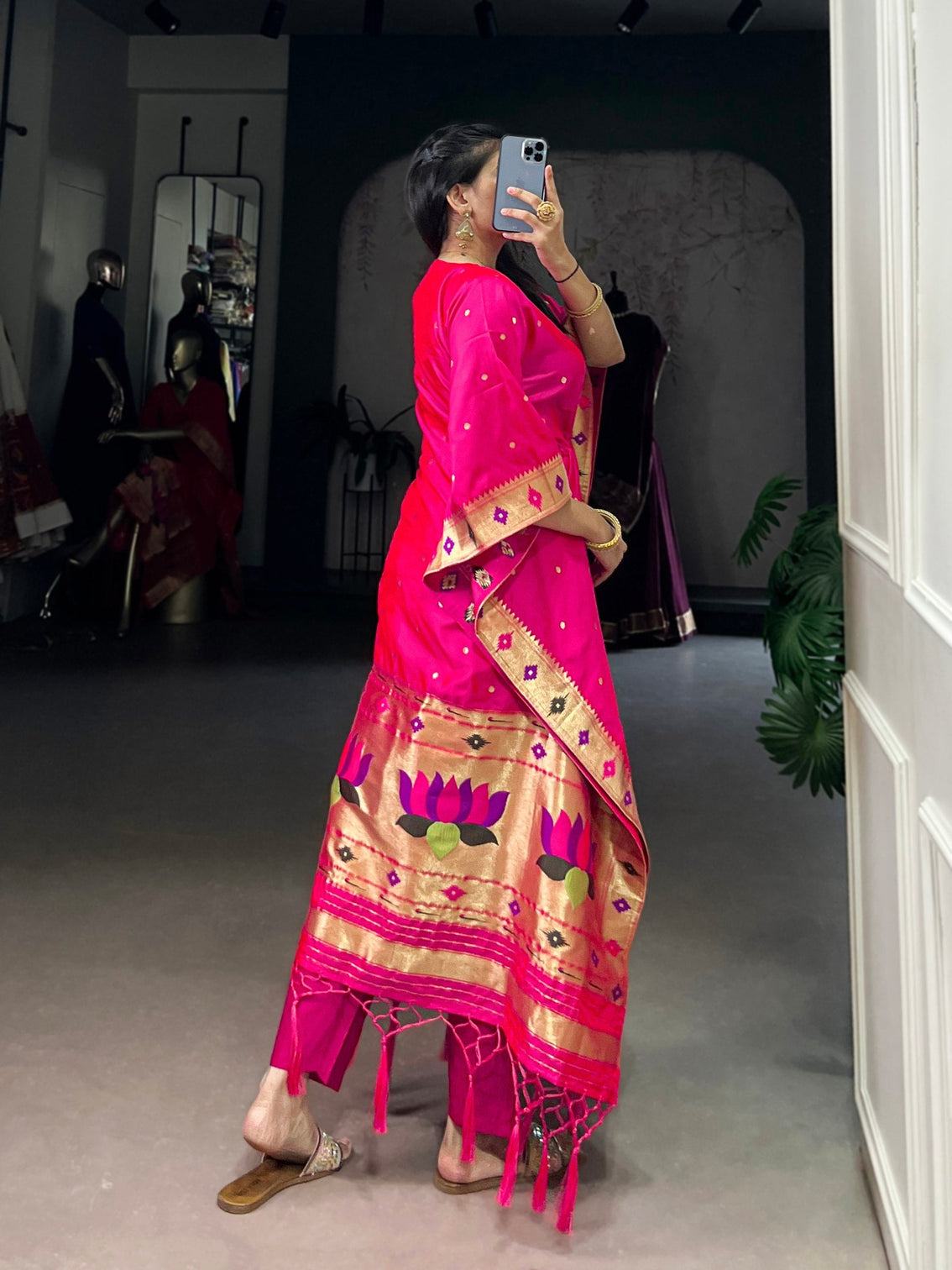 Pink Elegant Jacquard Paithani Kaftan with Zari Weaving Work