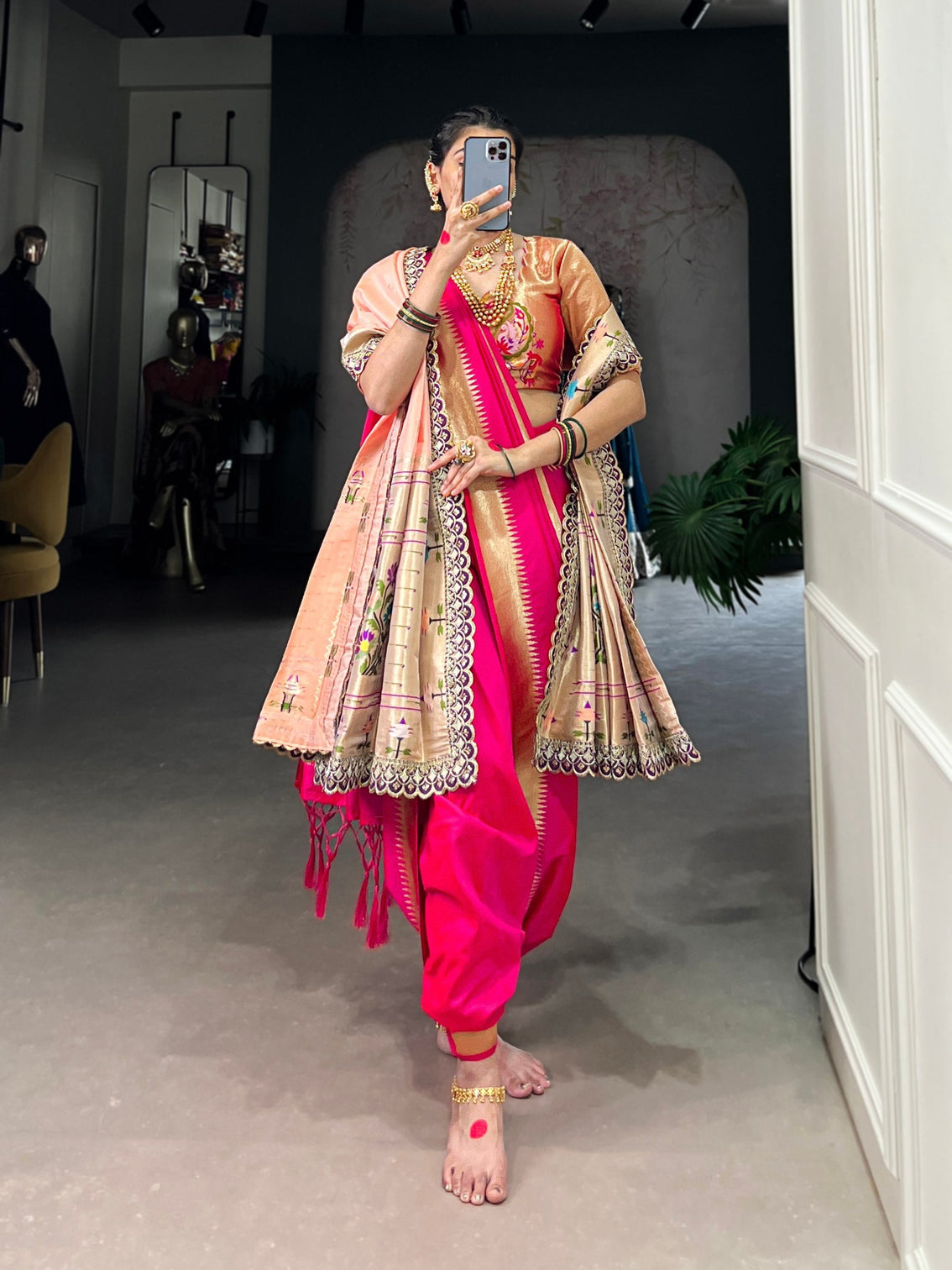 Pink Elegant Jacquard Silk Paithani Zari Weaving Saree with Dupatta
