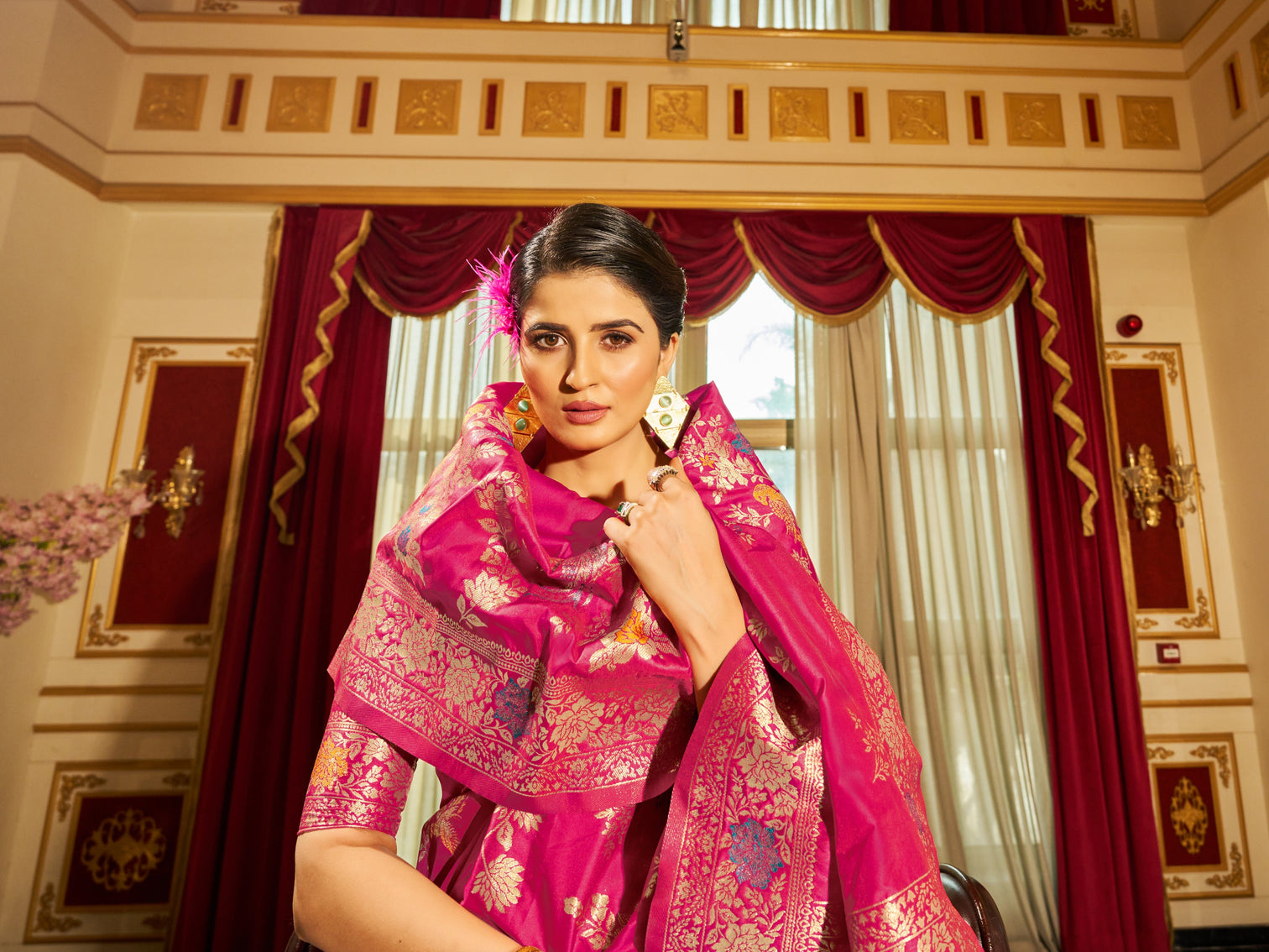 Pink Elegant Women's Pure Soft Banarasi Silk Paithani Saree with Intricate Zari Weaving