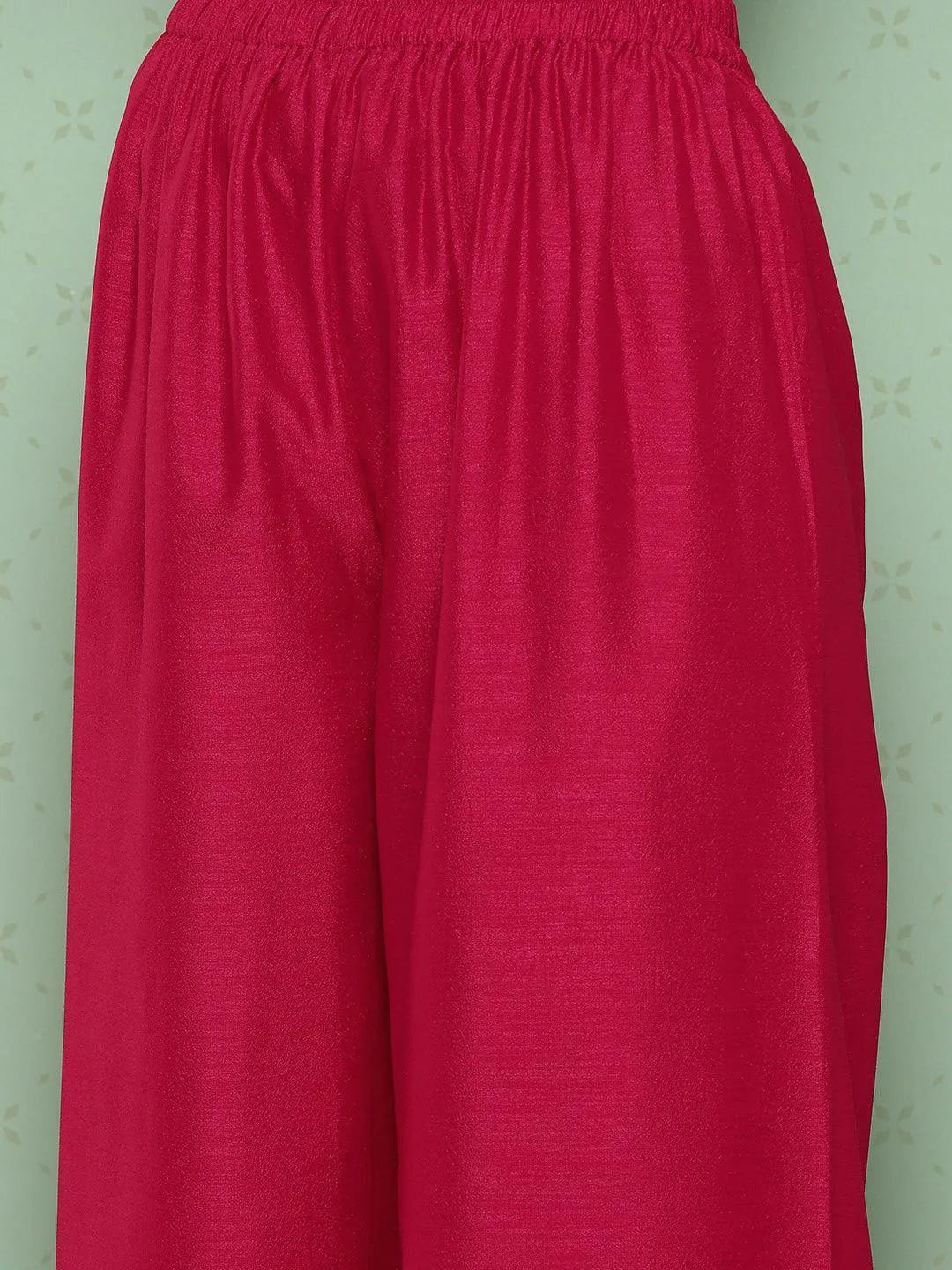 Mameraa Pink Embroidered Silk Blend Straight Suit With Dupatta