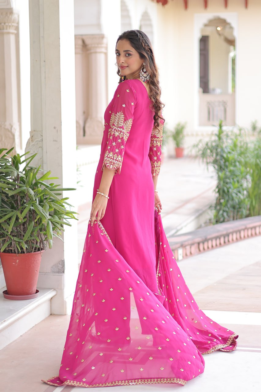 Pink Faux Blooming Embroidered Kurti Pant Set
