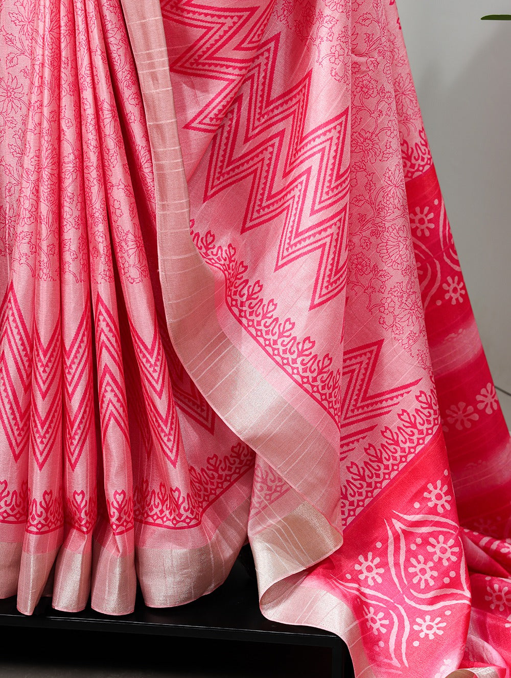 Pink Handloom Kotha Border Saree with Digital Print