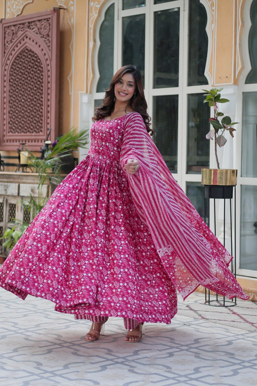 Pink Premium Readymade Kurti with Pant & Dupatta Set – Elegant & Comfortable!