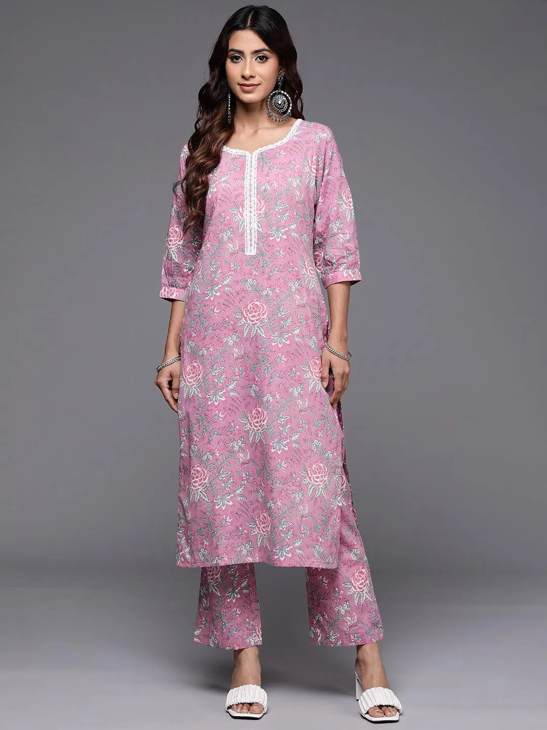 Mameraa Pink Printed Cotton Straight Kurta Set