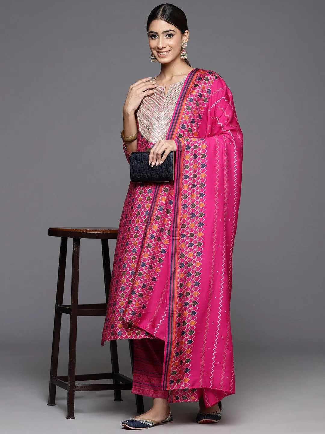 Mameraa Pink Printed Silk Blend Straight Suit With Dupatta