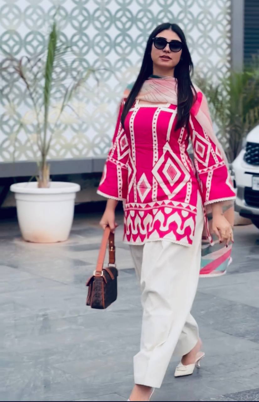 Pink Pure Natural Crepe Digital Printed Kurti Plazzo Set with Chiffon Georgette Dupatta – Fully Stitched