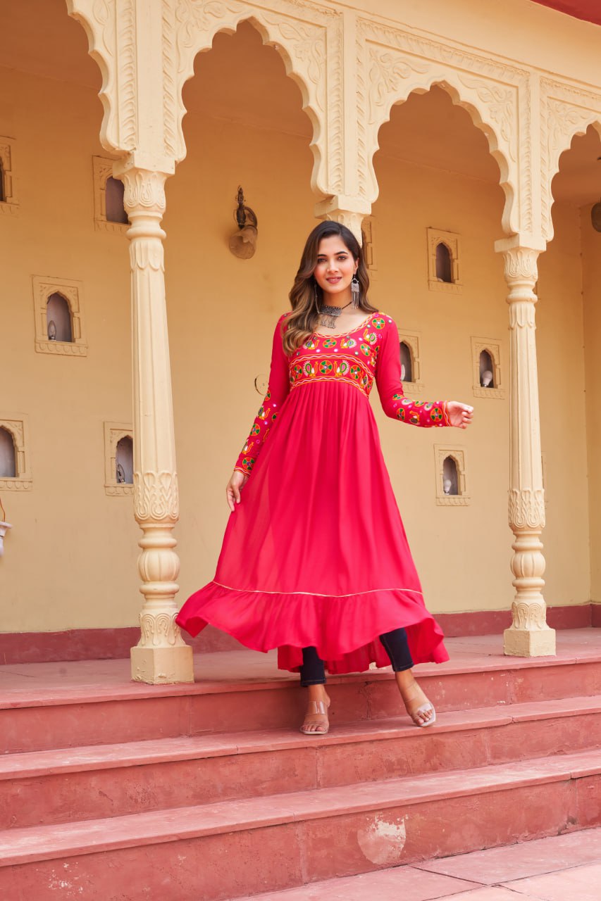 Pink Reyon Kurti with Kutchi Gamthi Work
