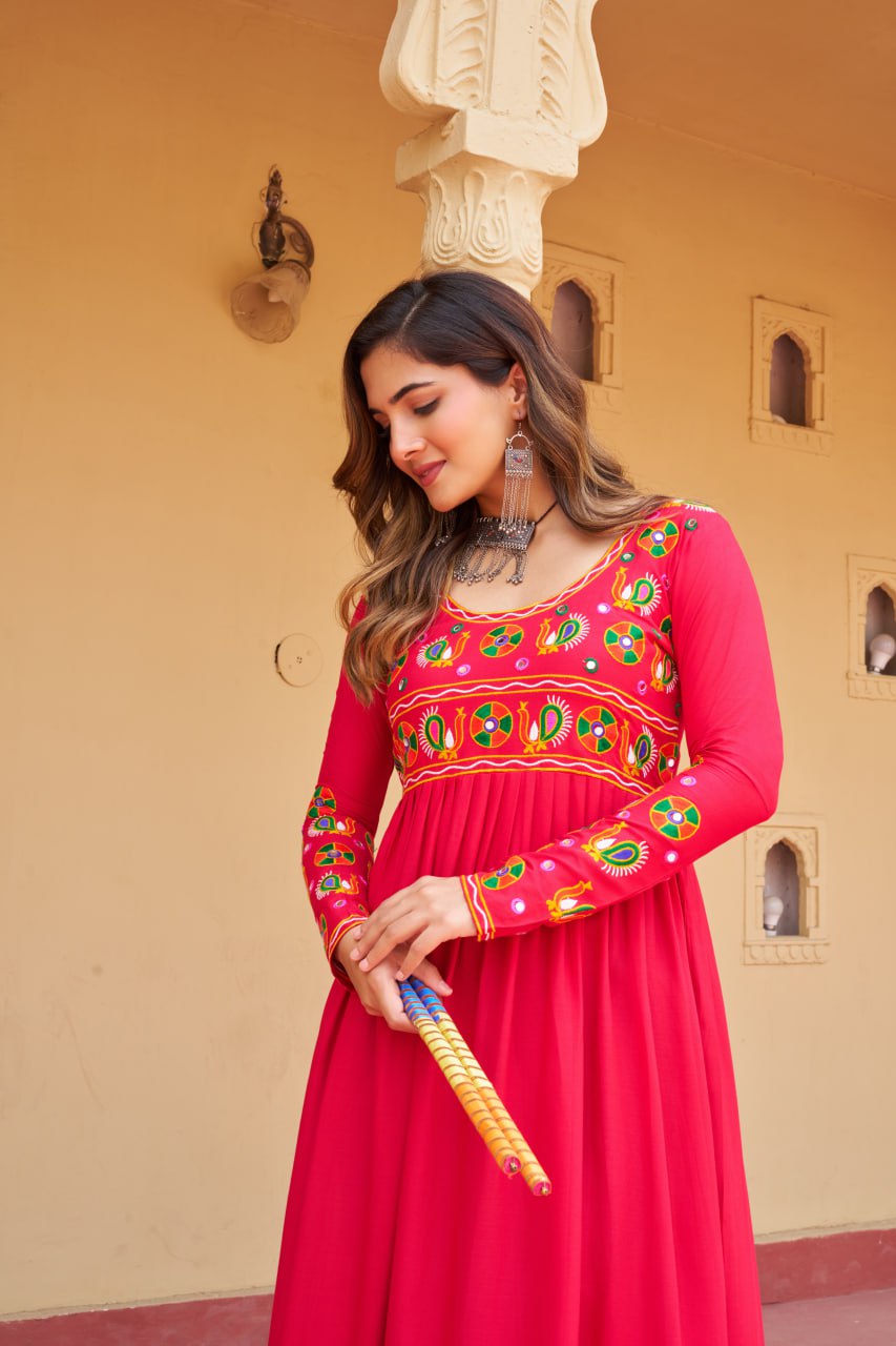 Pink Reyon Kurti with Kutchi Gamthi Work