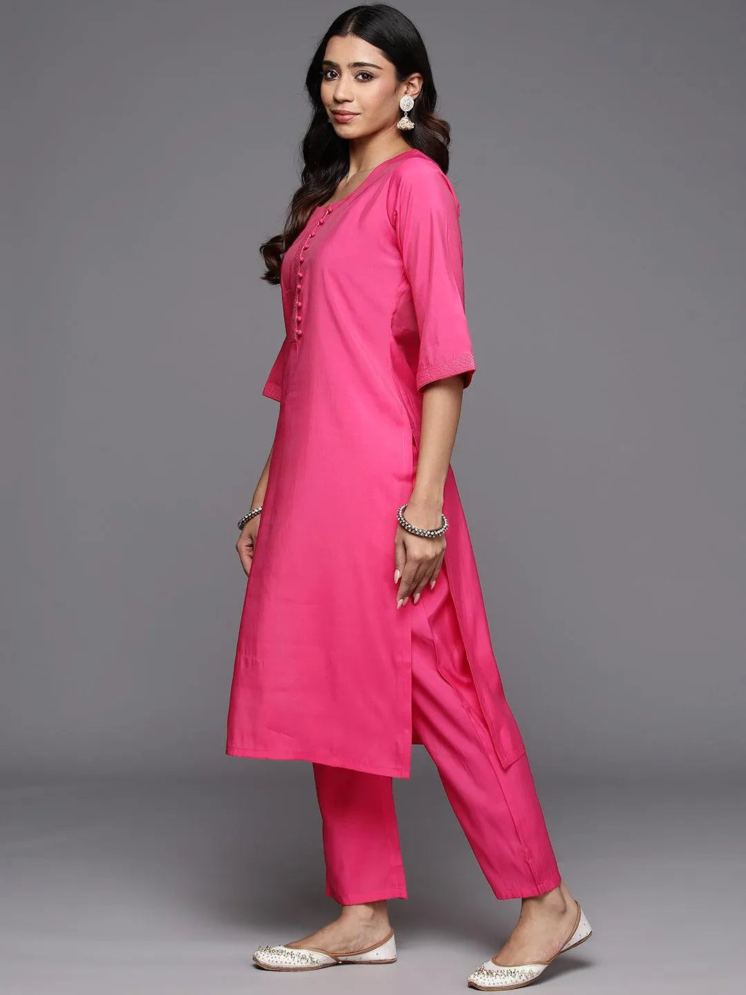 Mameraa Pink Solid Straight Suit With Dupatta