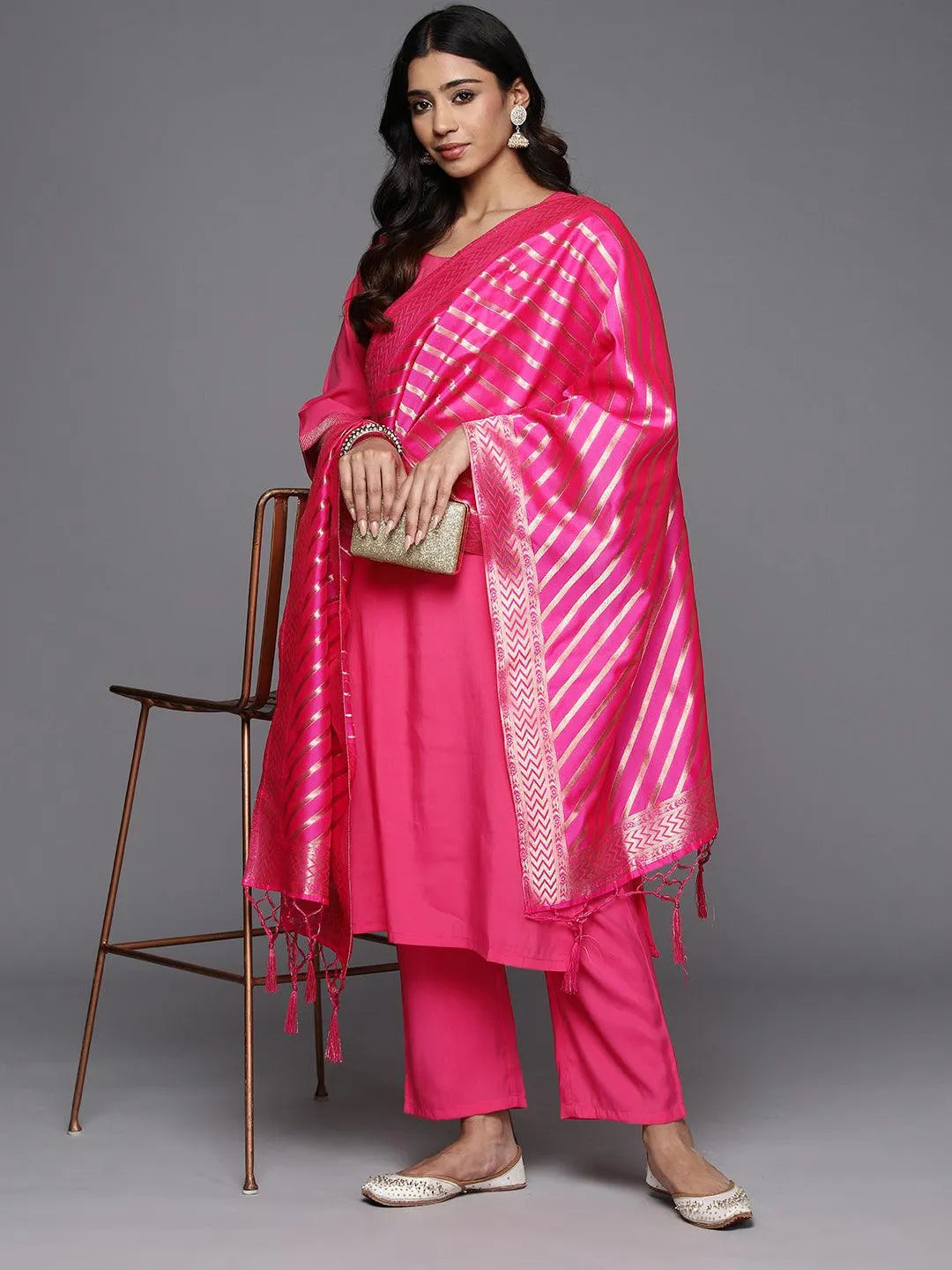 Mameraa Pink Solid Straight Suit With Dupatta