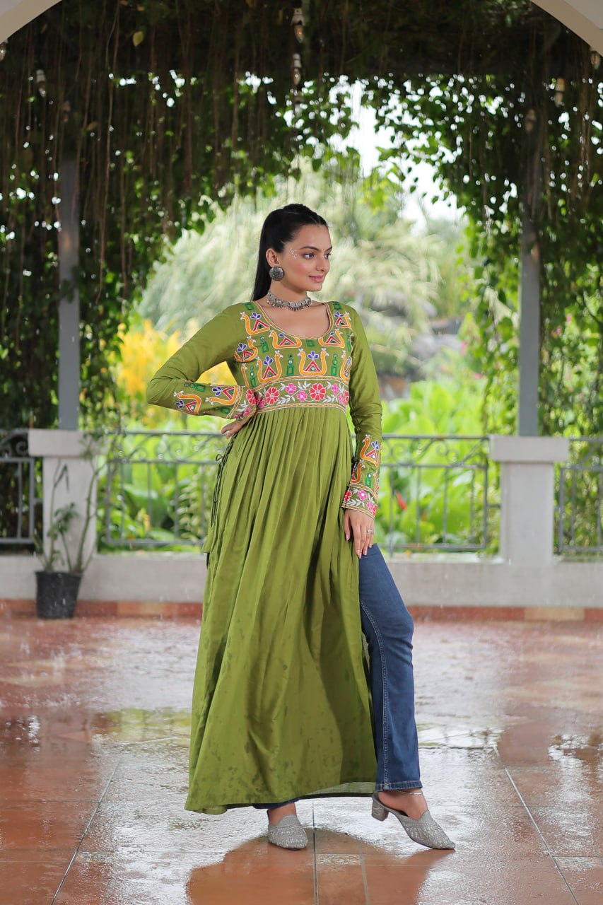 Pista Colour Navratri Special Rayon Kurti with Kutchi Gamthi Work – Adjustable Fit & Full Sleeves