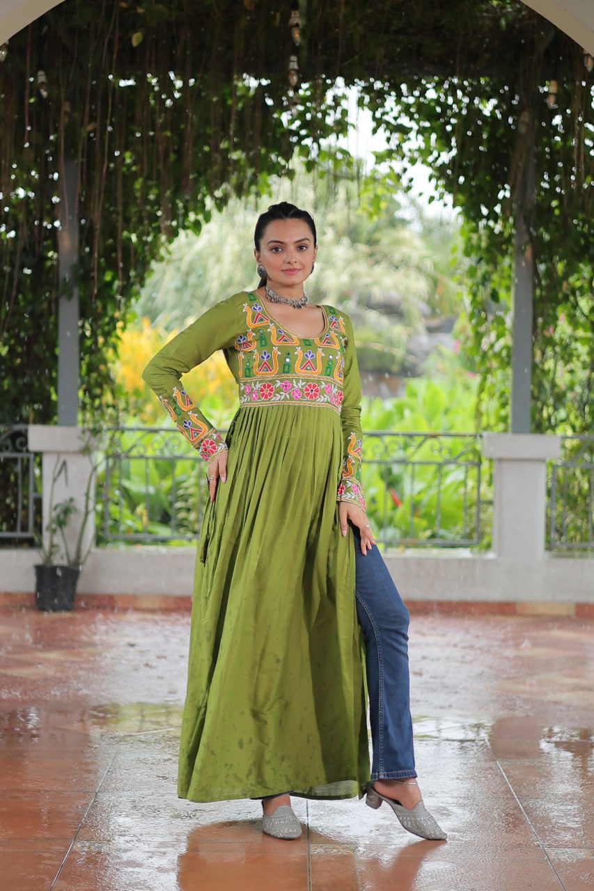 Pista Colour Navratri Special Rayon Kurti with Kutchi Gamthi Work – Adjustable Fit & Full Sleeves