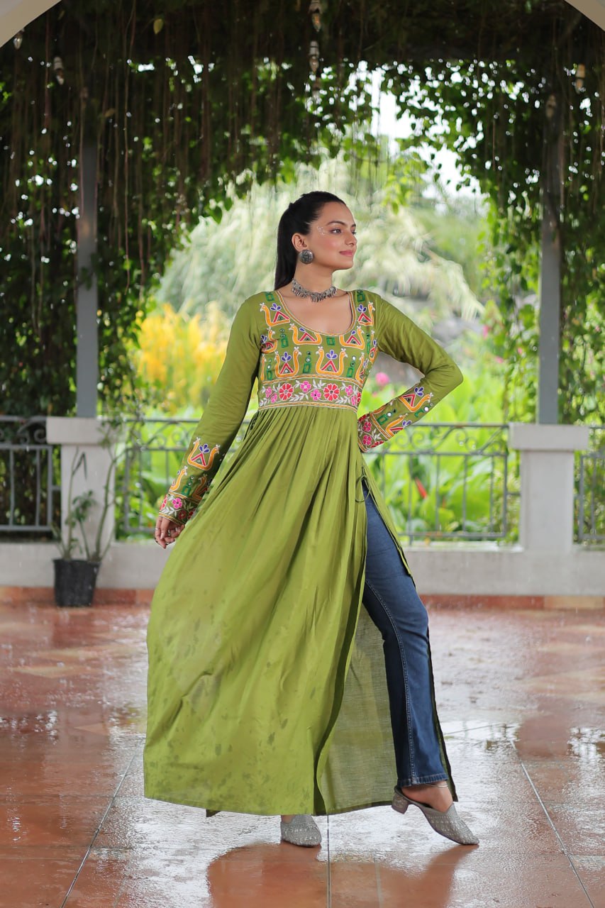 Pista Colour Navratri Special Rayon Kurti with Kutchi Gamthi Work – Adjustable Fit & Full Sleeves