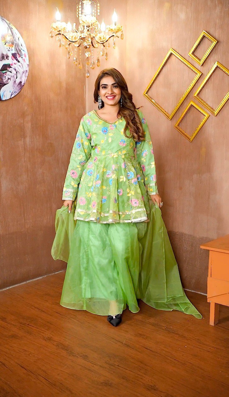 Pista Green Elegant Organza Top with Sequins, Handprint & Zari, Paired with Fully Stitched Organza Palazzo and Dupatta – Ready to Wear Ethnic Set
