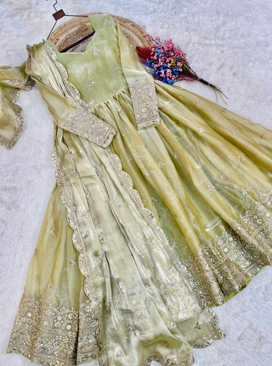 Pista Fendi Luxury Silk Gown