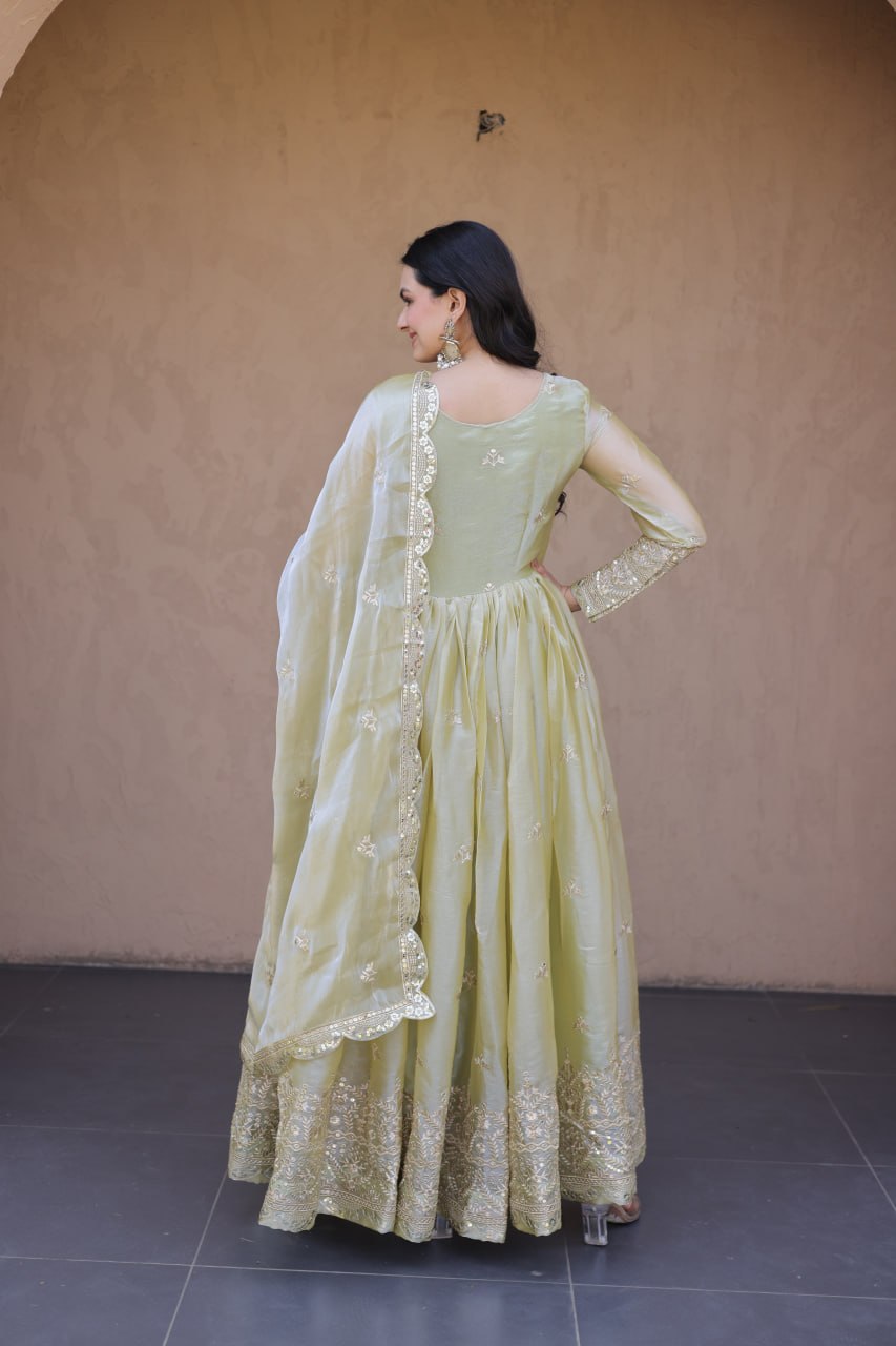 Pista Fendi Luxury Silk Gown