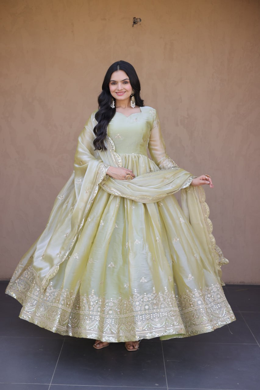 Pista Fendi Luxury Silk Gown