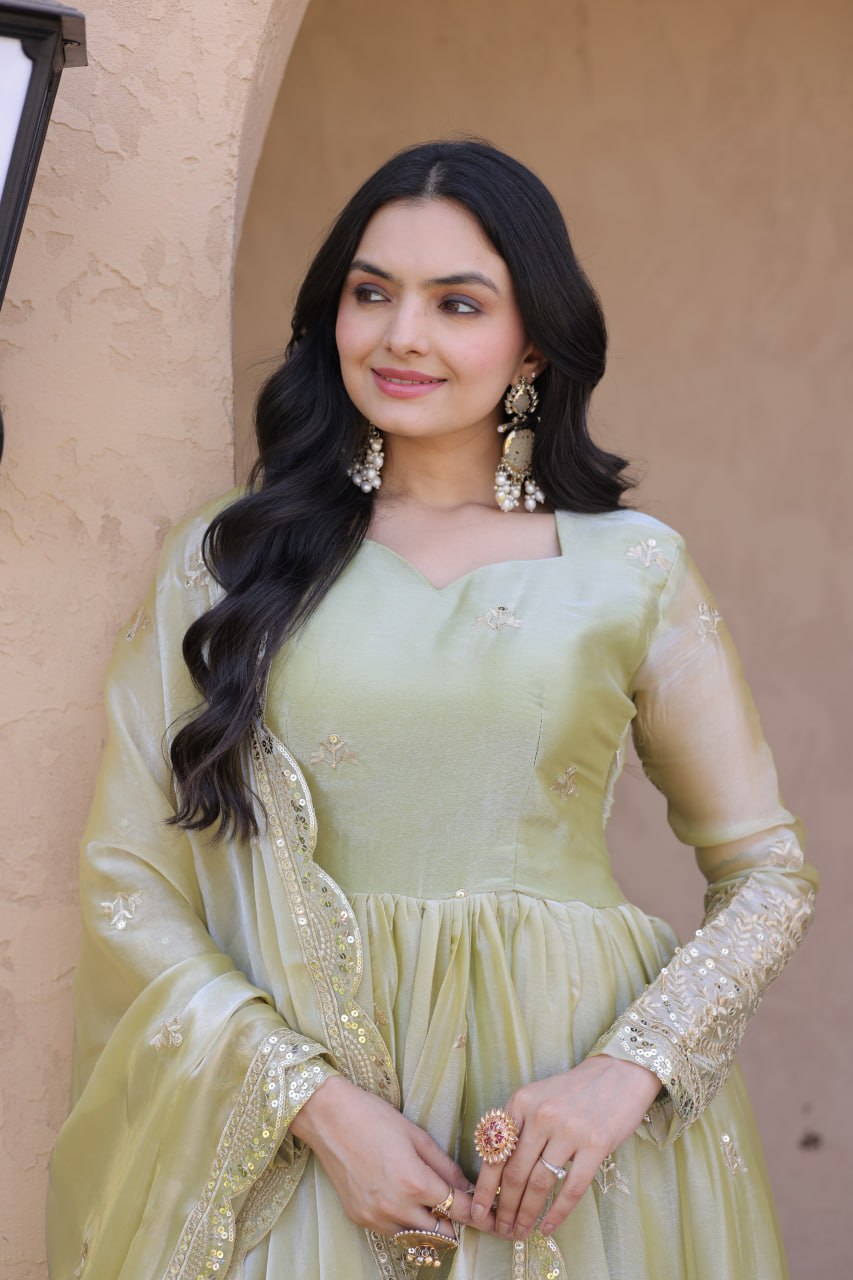 Pista Fendi Luxury Silk Gown