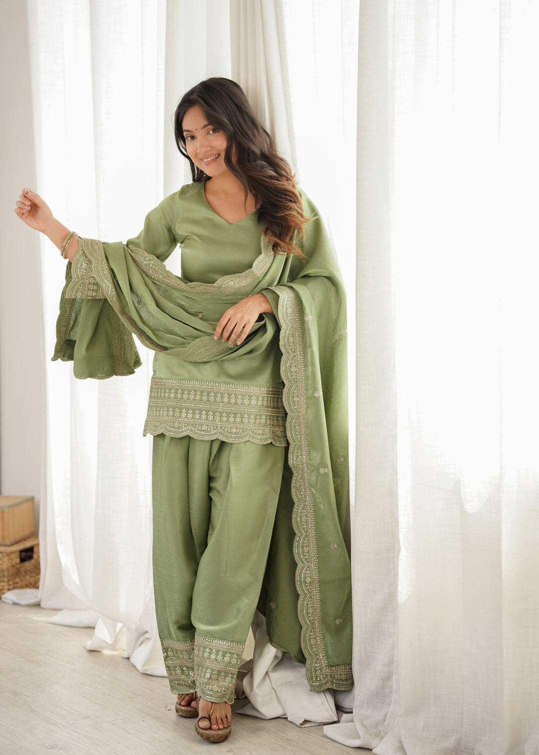 Pista Luxury Glass Farshi Shalwar suit