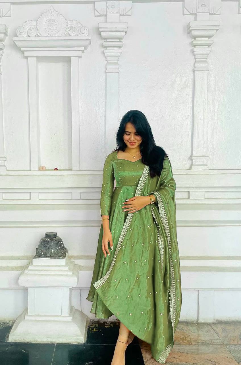 Pista Premium Designer Party Wear Pur Twil Gold Net Anarkali Gown, Dupatta Set – Elegant Festive Look
