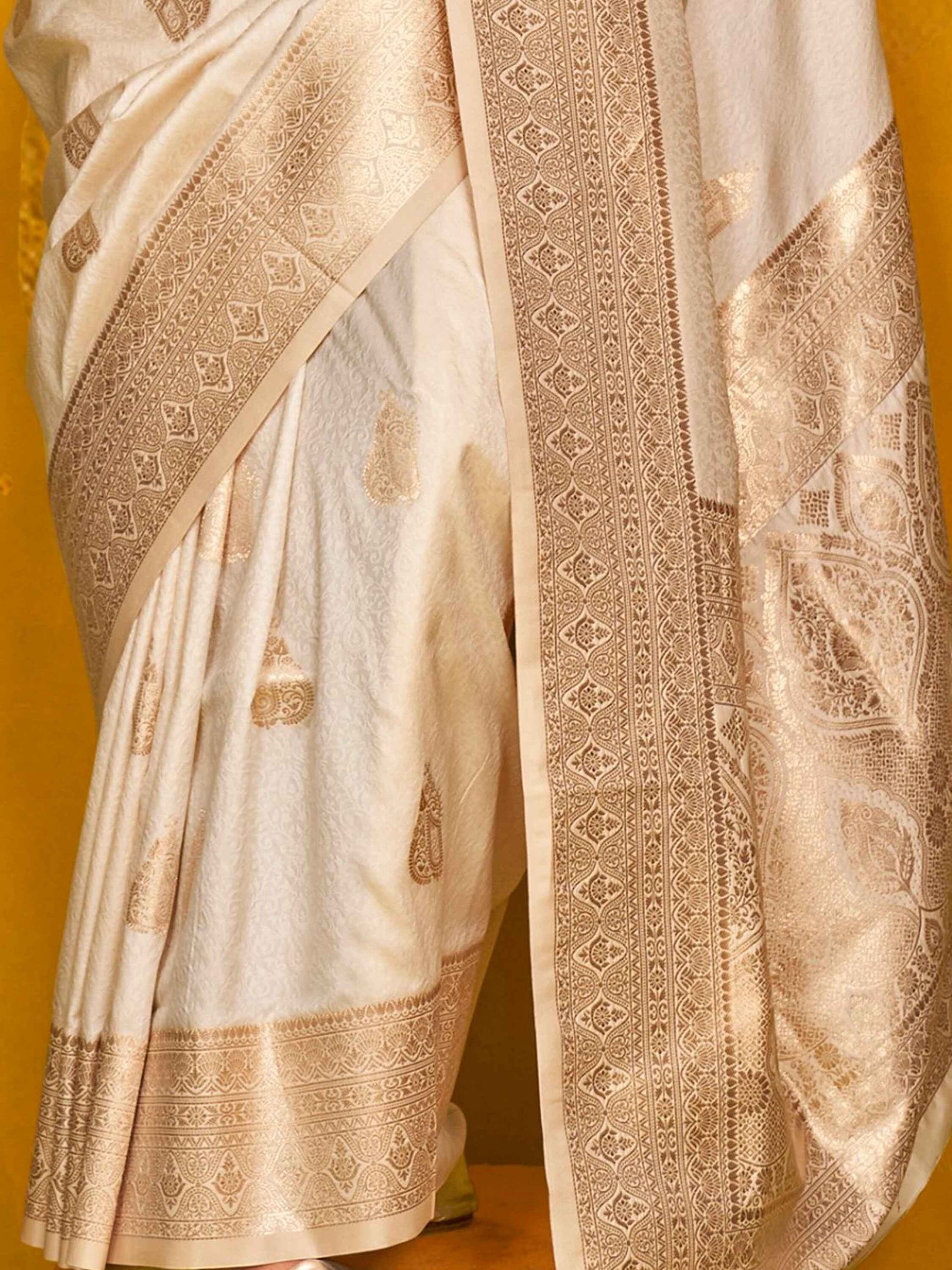 Pretty Cream Zari Weaving Silk Traditional Saree With Blouse