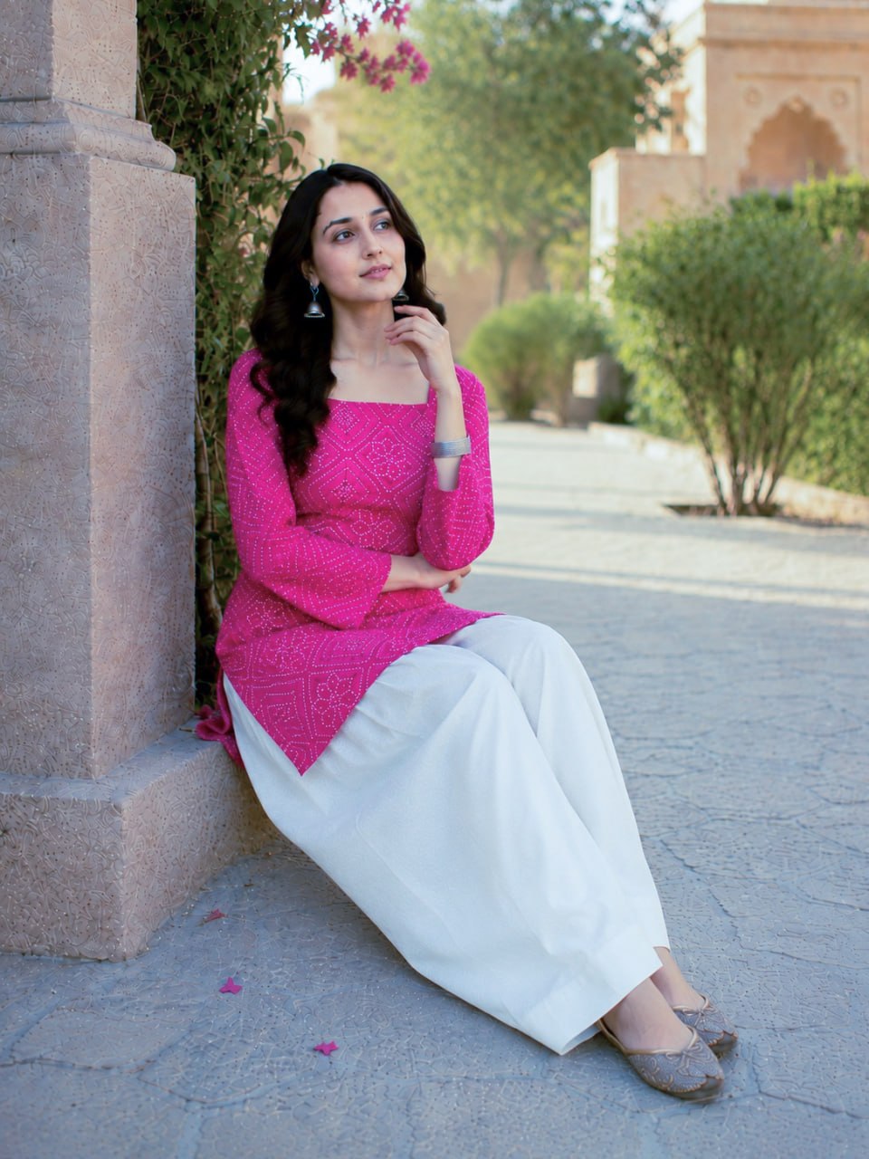 Print Kurti with Linen Cotton Farsi Pant Set