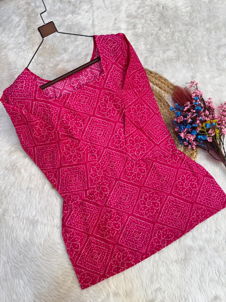 Print Kurti with Linen Cotton Farsi Pant Set