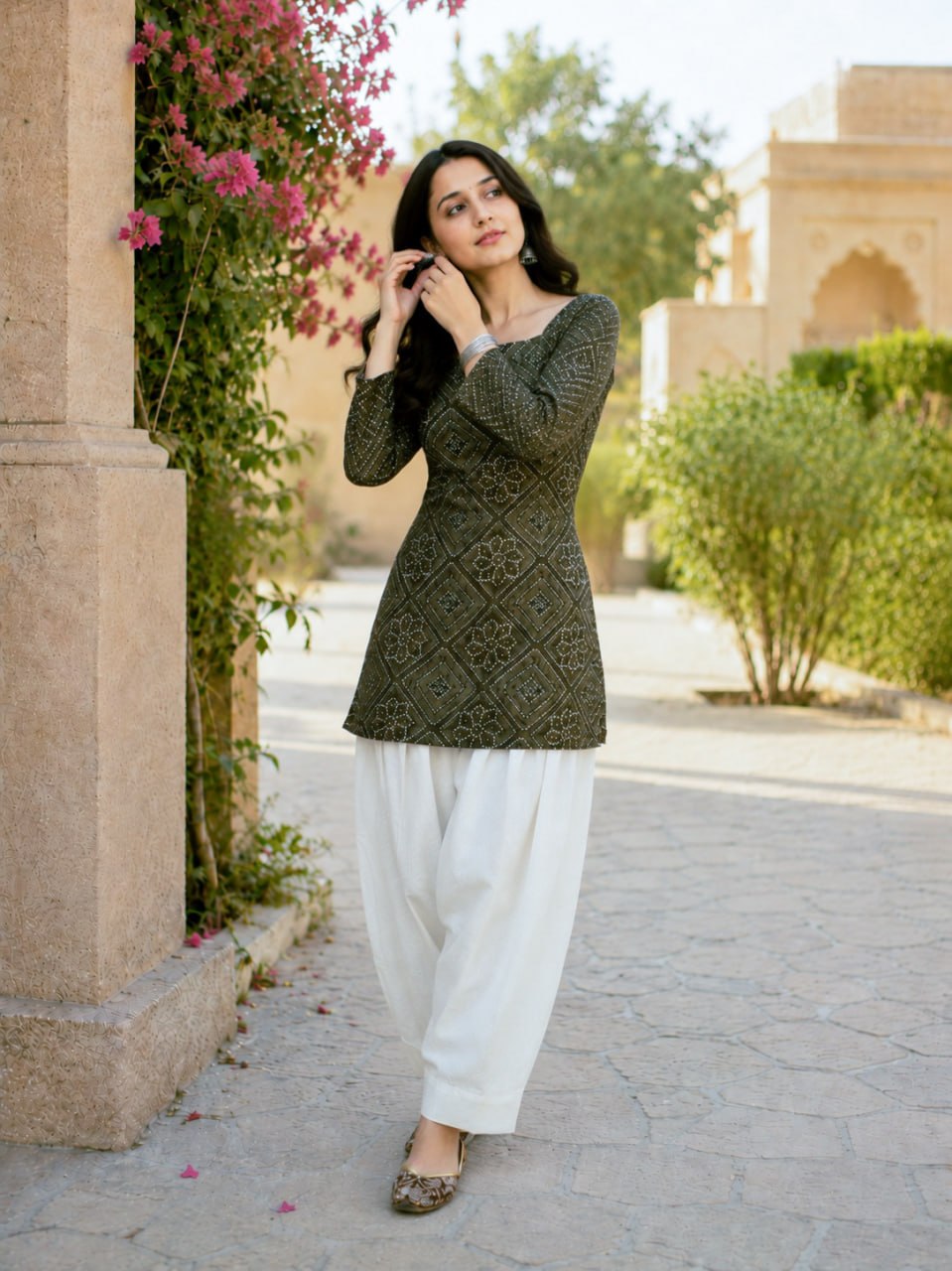 Print Kurti with Linen Cotton Farsi Pant Set