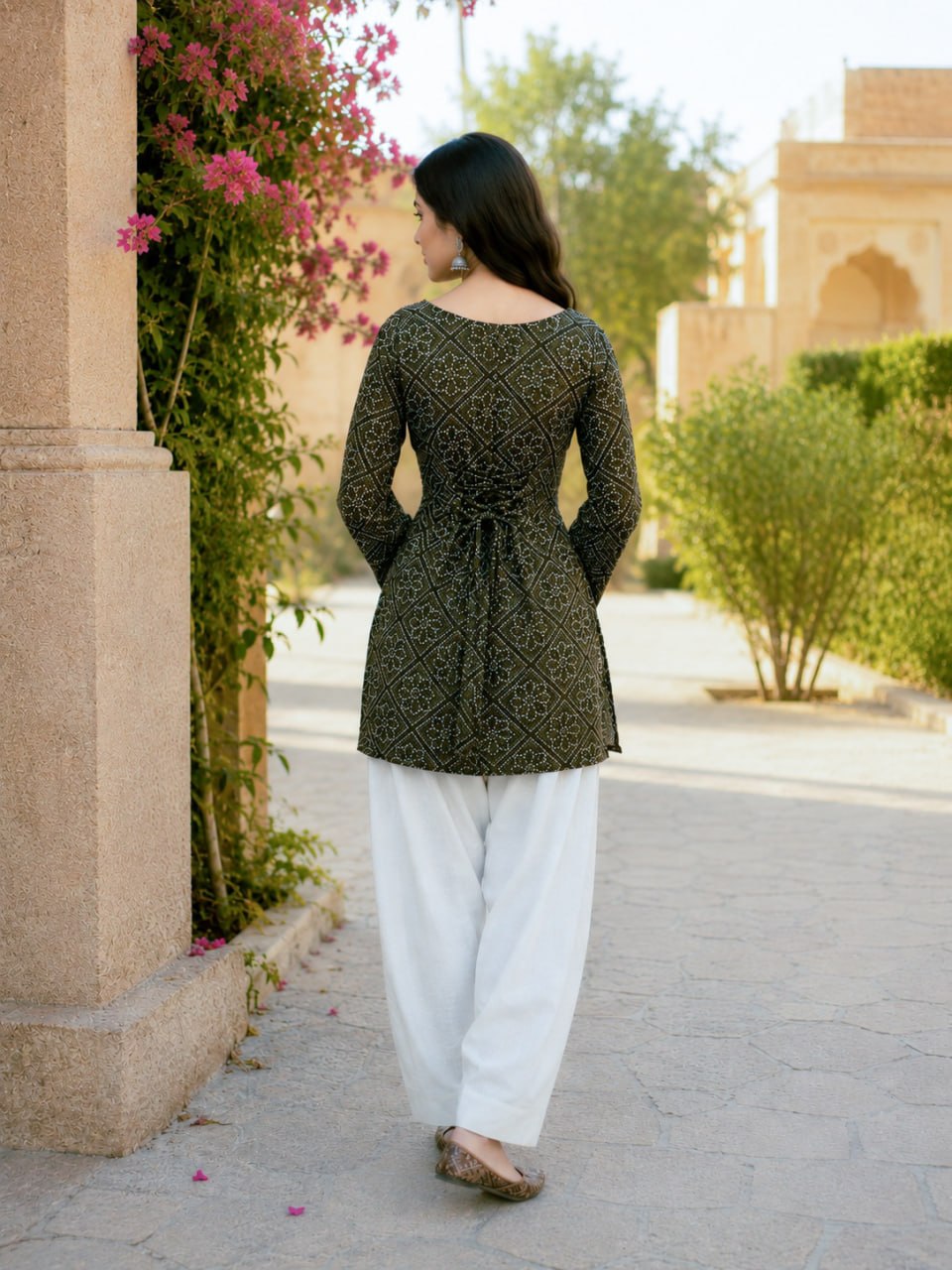 Print Kurti with Linen Cotton Farsi Pant Set