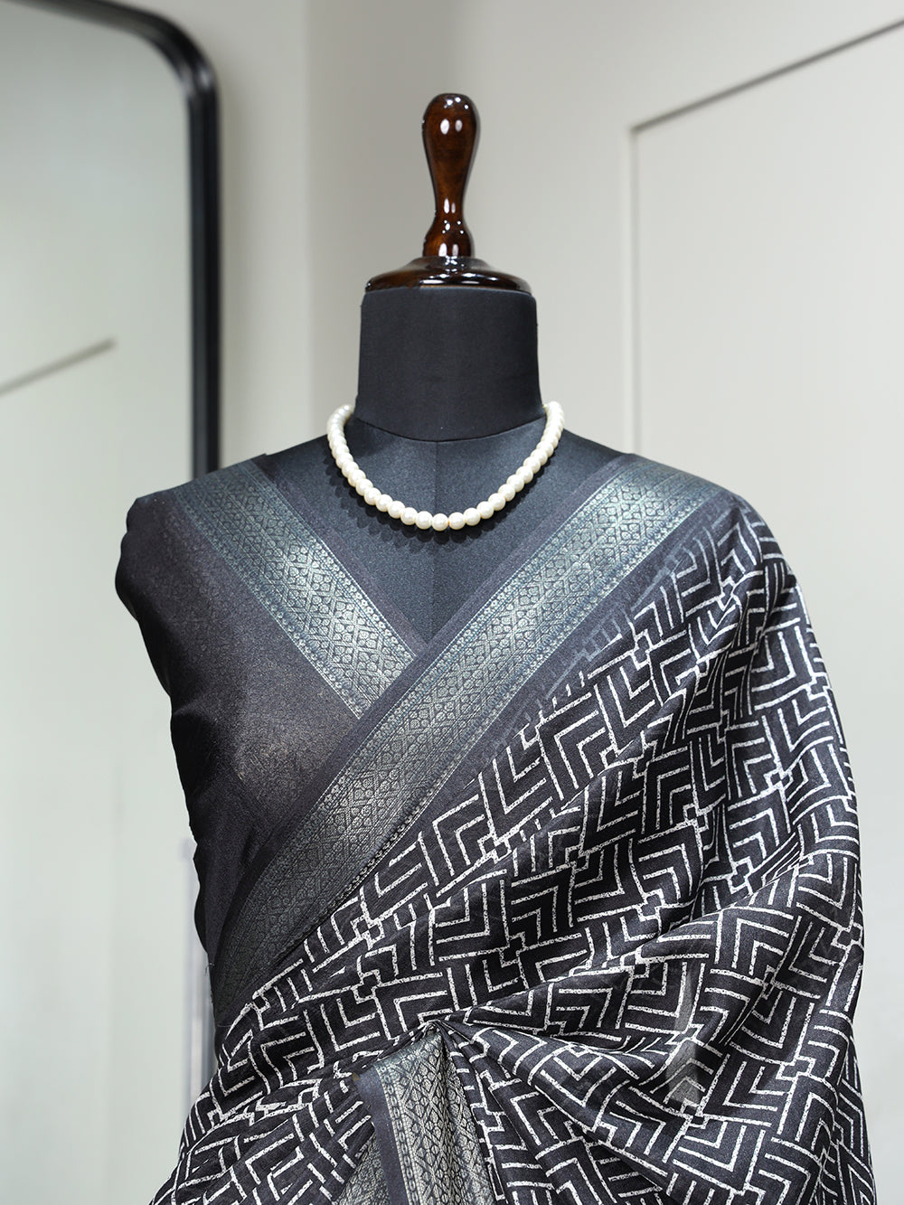 Black Color Printed With Zari Border Dola Silk Saree