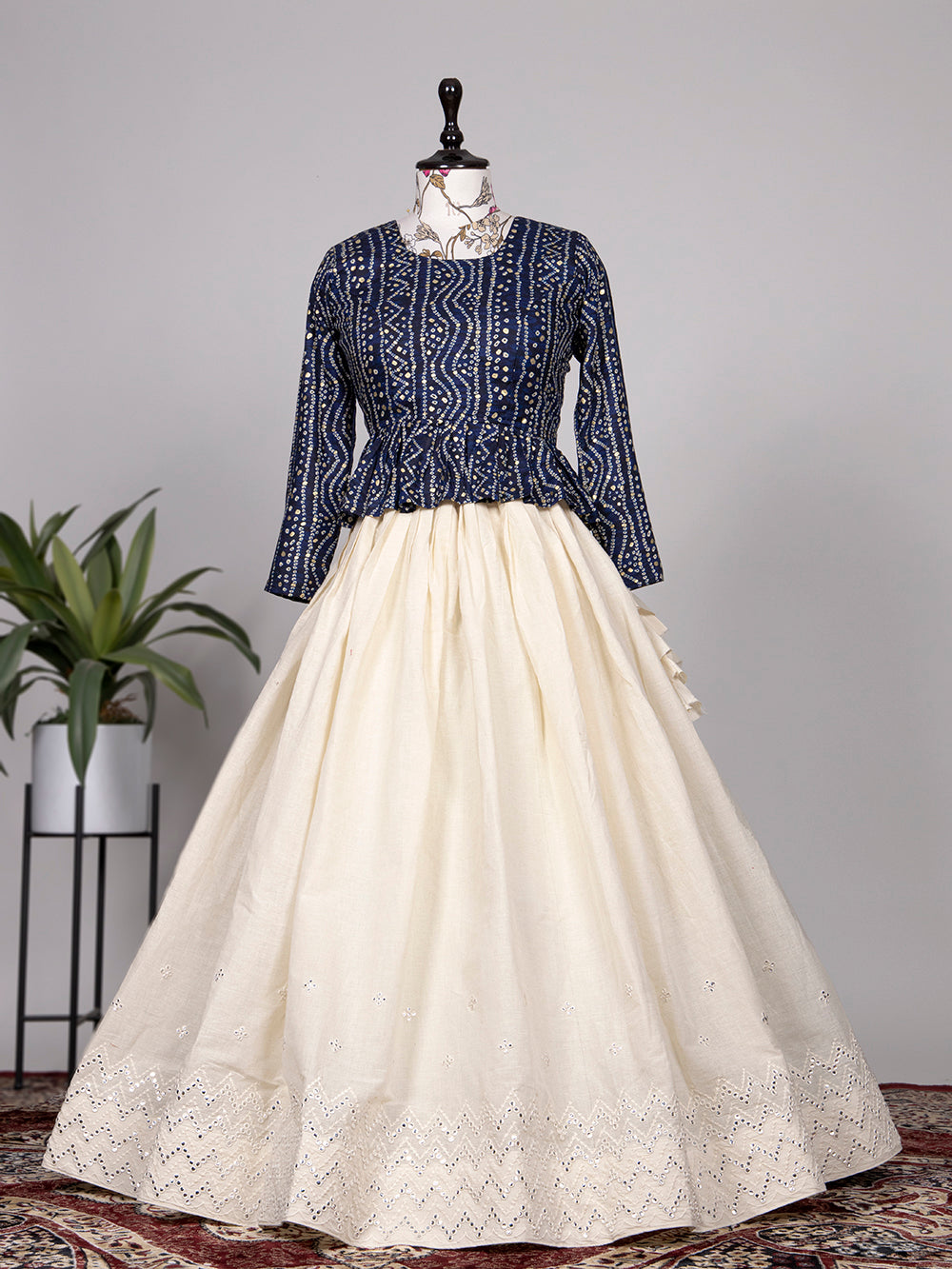 Off White Color Paper Mirror & Thread Work Pure Cotton Co-ord Set Lehenga