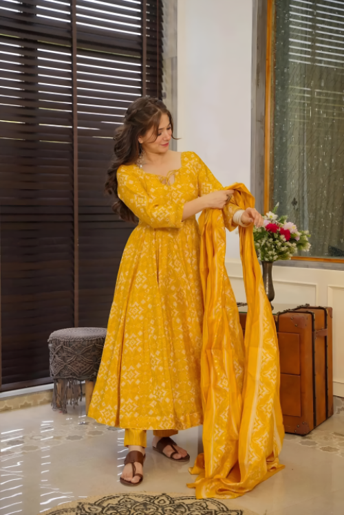 Pure Muslin Digital Print Anarkali Kurti Pant Dupatta Set