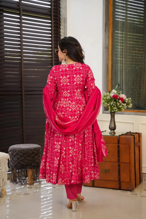 Pure Muslin Digital Print Anarkali Kurti Pant Dupatta Set