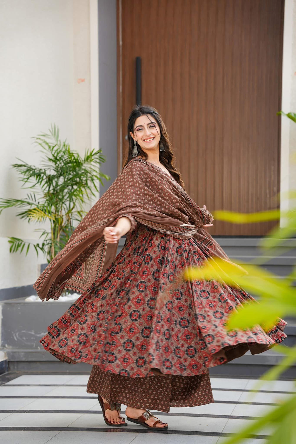 Pure Muslin Digital Print Anarkali Kurti Pant Dupatta Set