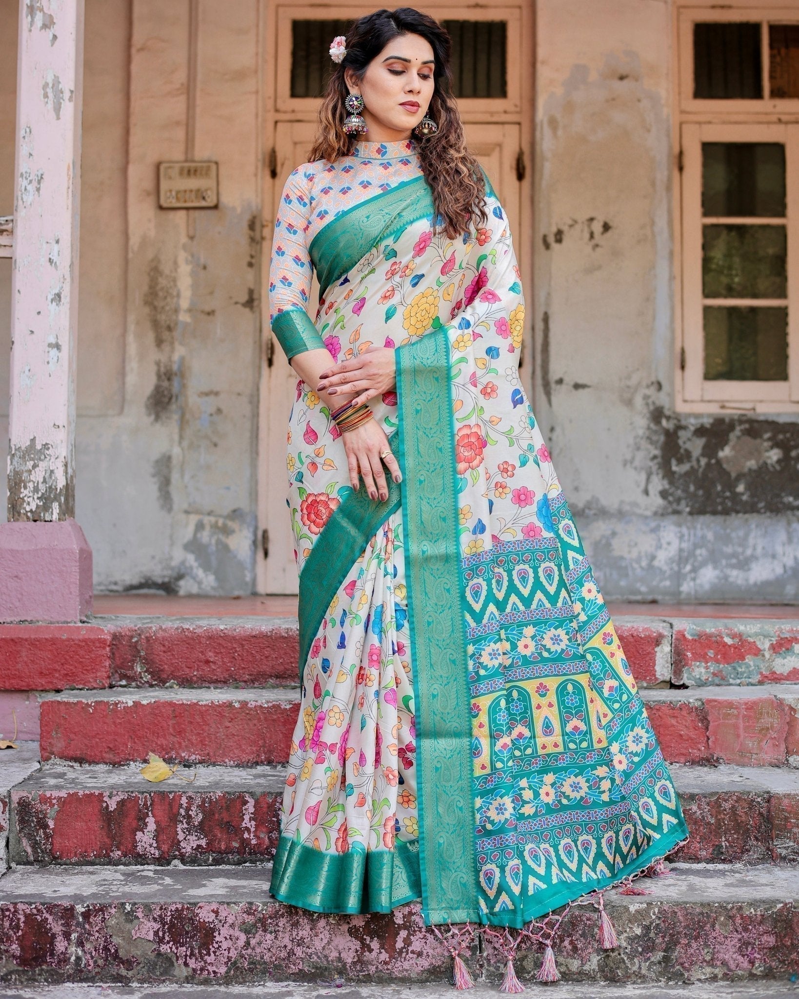 Elegant Multicolor Floral Digital Print Saree with Ornate Green Border and Artistic Pallu