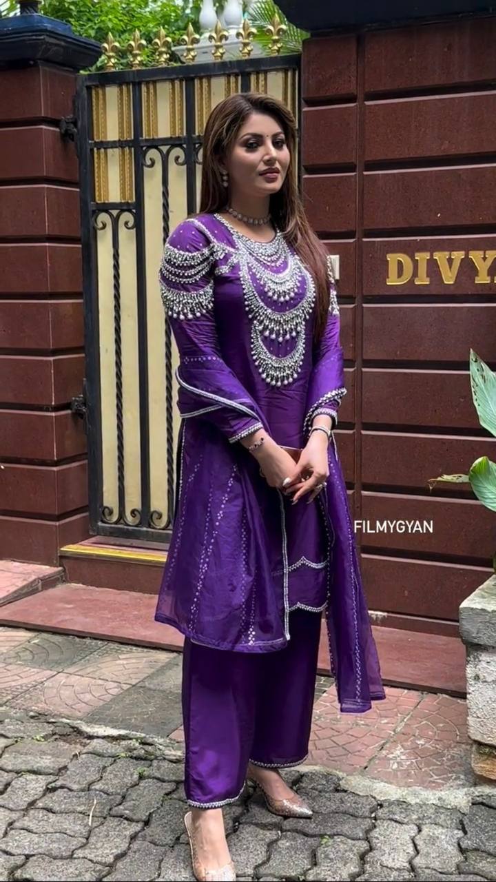 Purple Elegant Chinon Silk Ensemble – Timeless Grace & Luxury