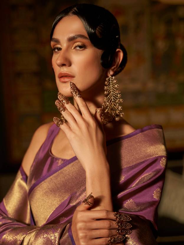 Purple Elegant Kanjivaram Kanchipuram Silk Saree Traditional Grace