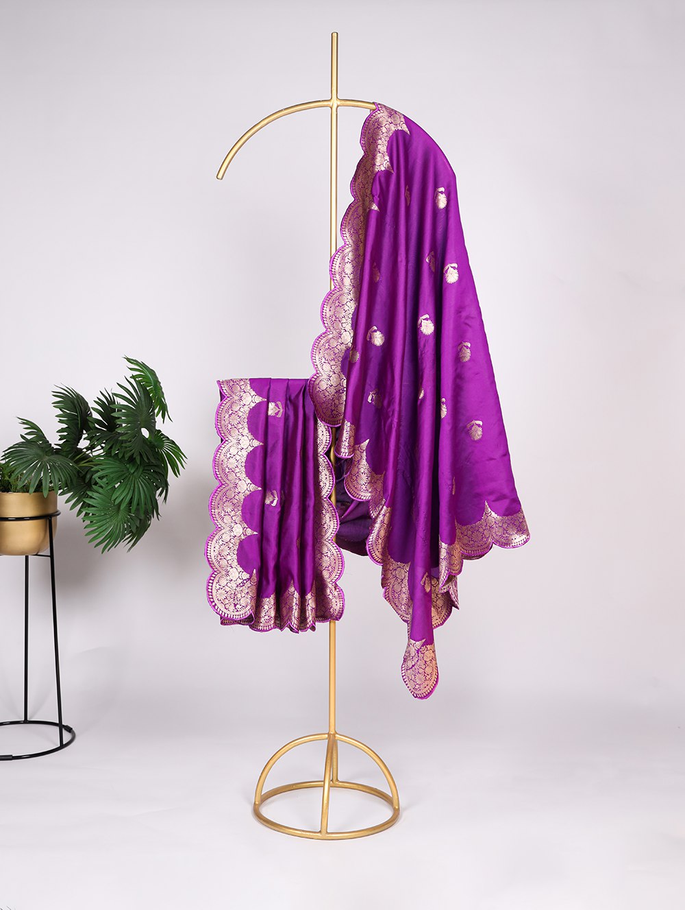 Purple Jacquard Paithani Weaving Zari Work Dupatta with Tassels Luxurious Traditional Festive Wear