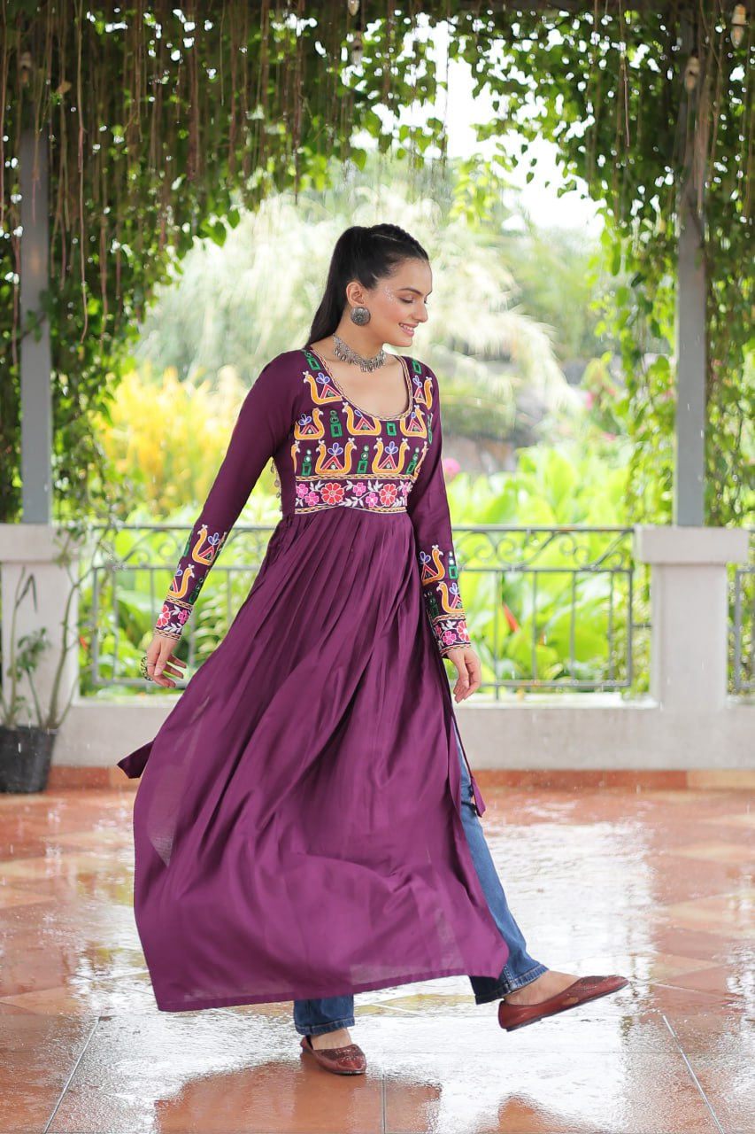 Purple Navratri Special Rayon Kurti with Kutchi Gamthi Work – Adjustable Fit & Full Sleeves