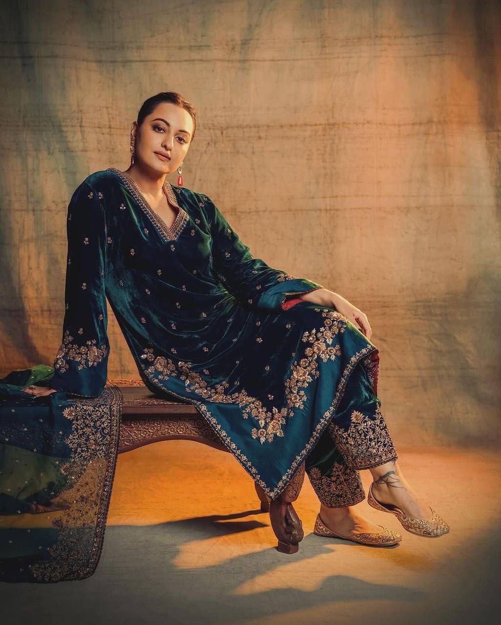 Rama Green Designer Velvet Suit with Multithread Embroidery & Sequins Work Dupatta – Fully Stitched Set