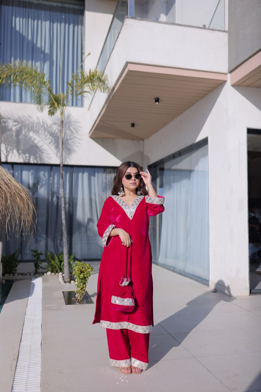 Rani Pink Zari & Real Mirror Work Kurta Pant Set with Batwa